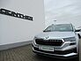 SKODA Karoq Selection 1.5TSI 110 KW DSG STHZ  NAV AHK