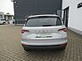 SKODA Karoq Selection 1.5TSI 110 KW DSG STHZ  NAV AHK